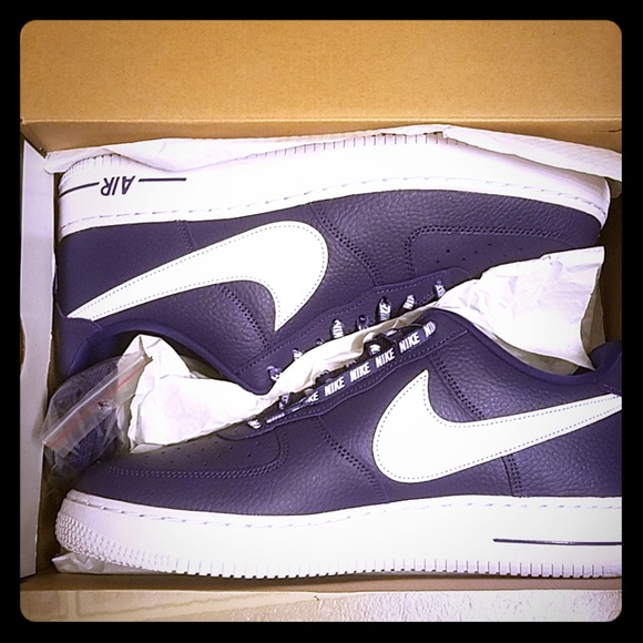 Nike Other - Nike Air Force 1 '07 LV8